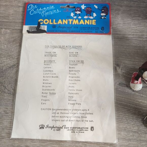 Vintage 80s Lot Of California Raisins PVC  Vinyl Figures & Collectibles Stickers - Picture 10 of 12